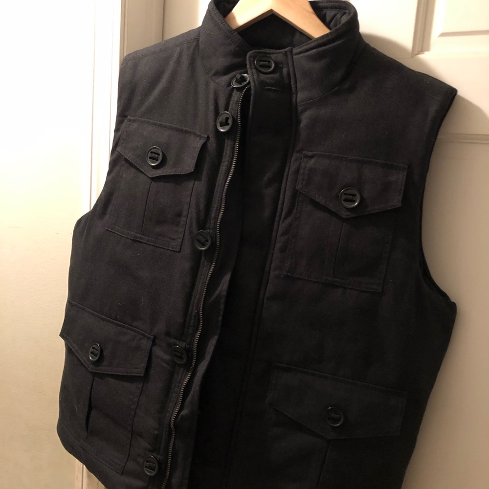Apt 9 men black vest Like new worn a few times